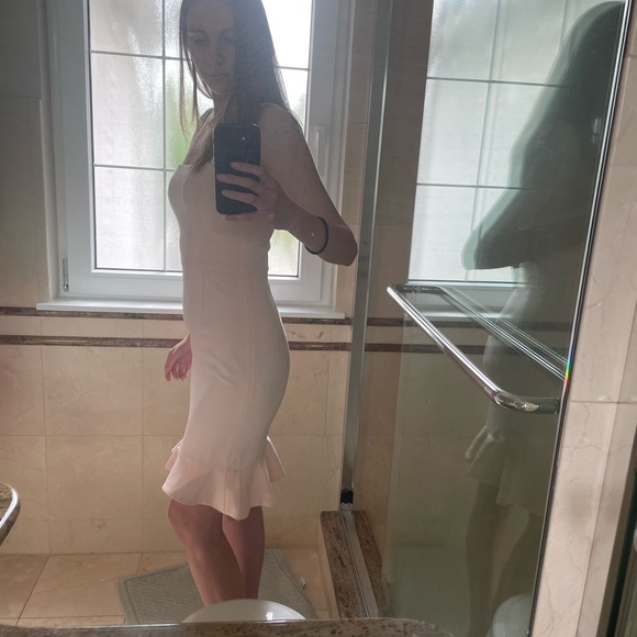 French Connection whisper hem dress in blush - Picture 3 of 7